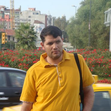 أحمد شحادة